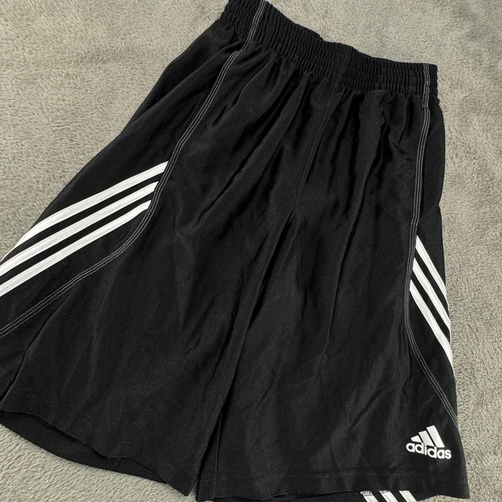 Adidas Basketball Shorts Mens Medium Large Black White EUC Dazzle‎ Shiny AI6744